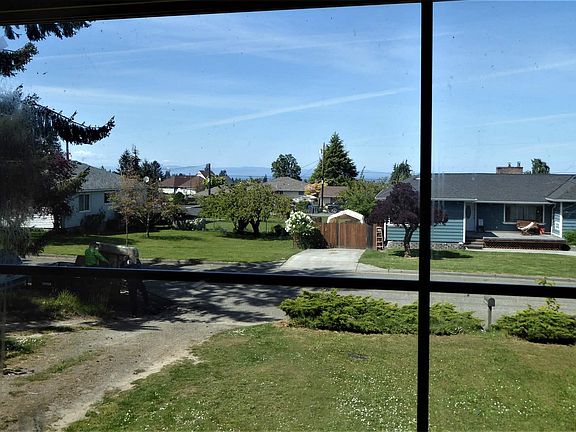 4th image of 110 E Vashon Ave