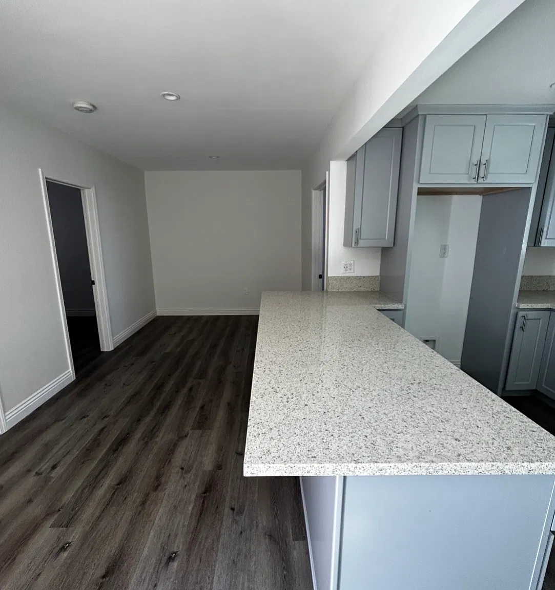 Pendleton St, Sun Valley — Photo 2