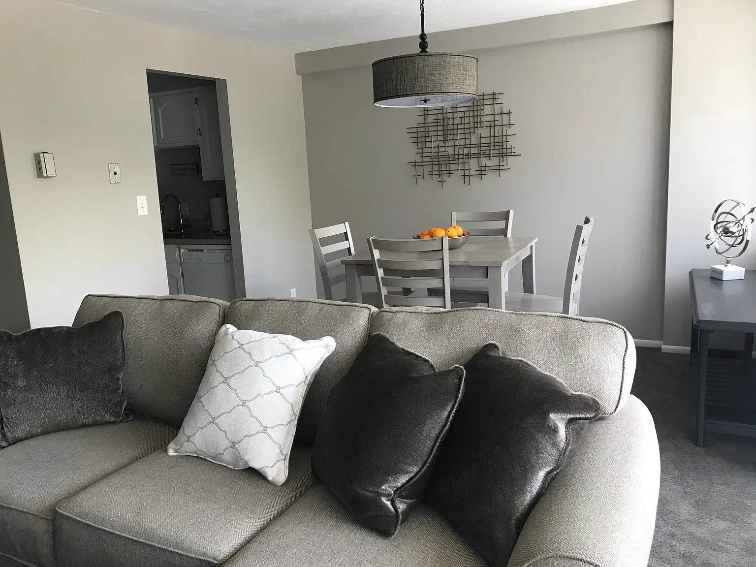 12900 Lake Ave — Photo 4