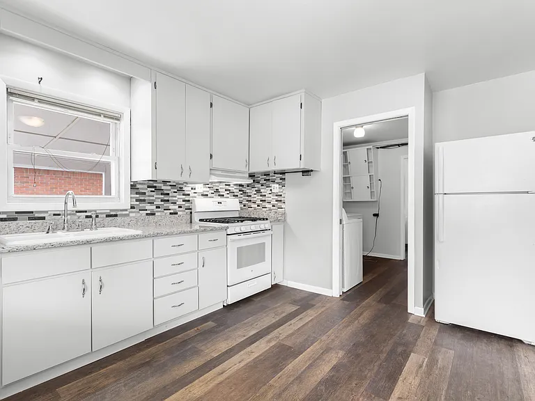 1333 Moulin Ave — Photo 4