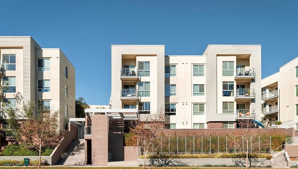 The Hayden Building - 12655 Bluff Creek Drive