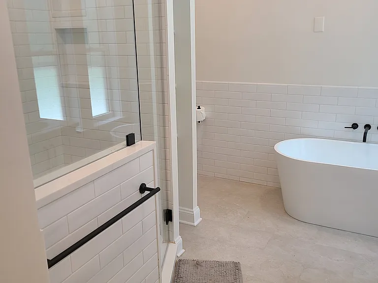 1015 Noyes St — Photo 4