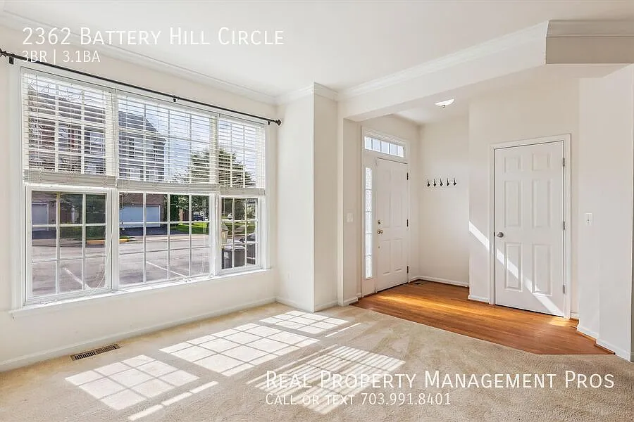 Building Photo - 2362 Battery Hill Cir