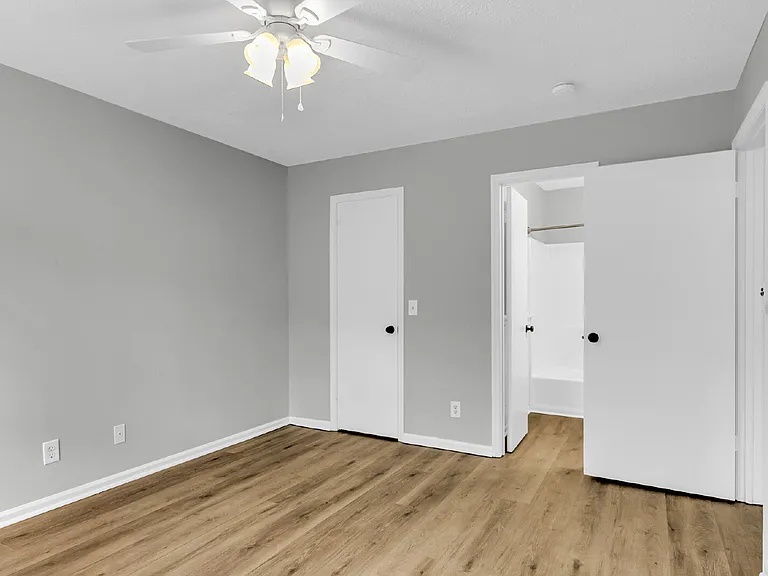 123 Peachtree Dr — Photo 33