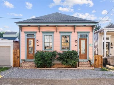 710 Harmony St, New Orleans, LA, 70115