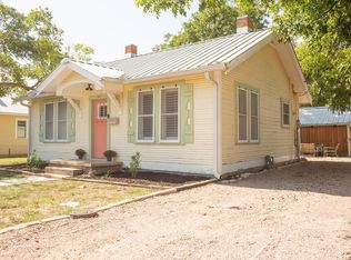 213 Mistletoe St, Fredericksburg, TX 78624
