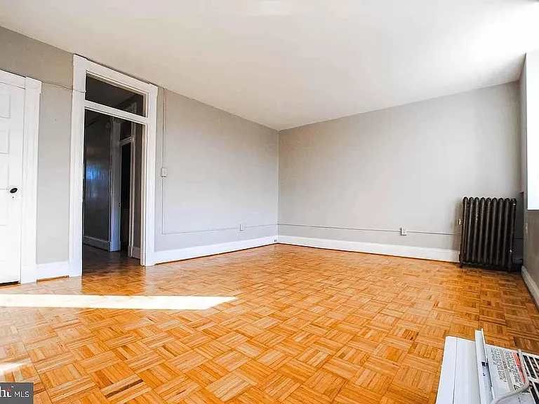 2731 N Calvert St #3 — Photo 2