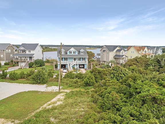 2nd image of 3124 Topsail Avenue