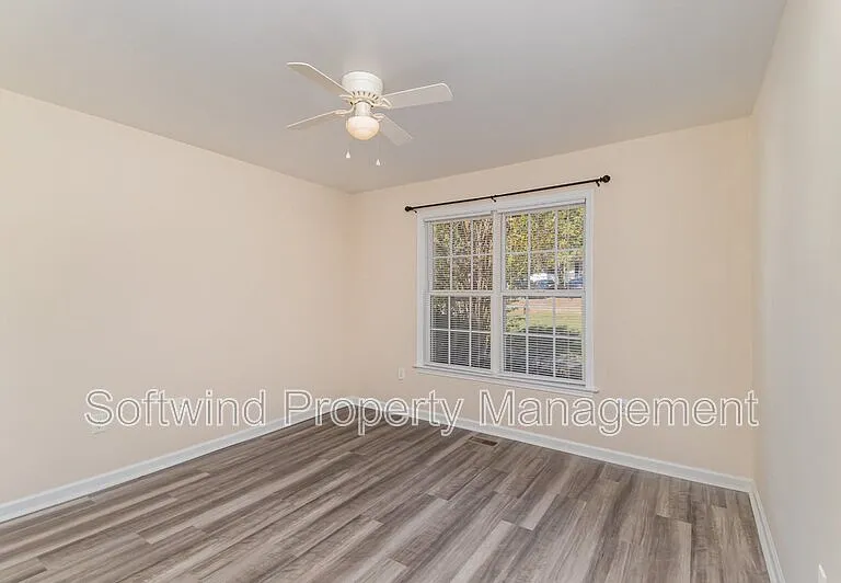 1519 Elmwood Ave — Photo 18