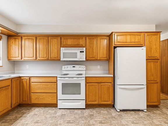 5th image of 2351 Bellamy Rd