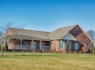 107 Dobbs Dr, Statesville, NC 28625