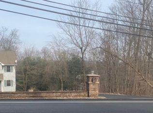 73 Edison Rd, Lake Hopatcong, NJ 07849