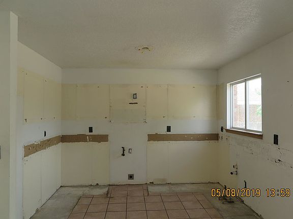 5th image of 28 Buckbrush Pl