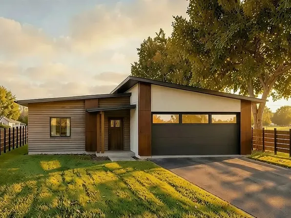 31 Pine St, Del Norte, CO 81132