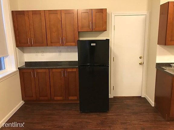 landlord_unit_photo_50880718_2