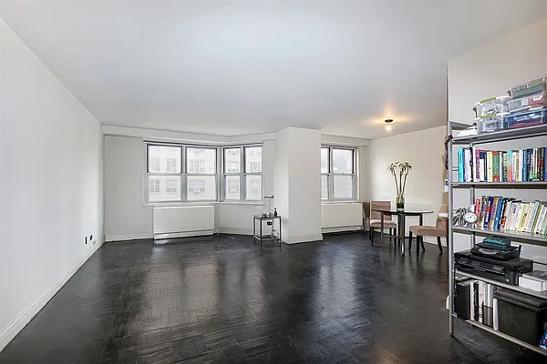 Sold by Compass | media 10