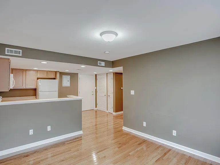 5953 Columbia Ave #G — Photo 2