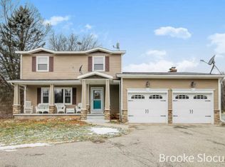 2627 Honey Creek Ave NE, Ada, MI 49301