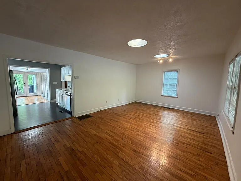 278 Toccoa Ave — Photo 6