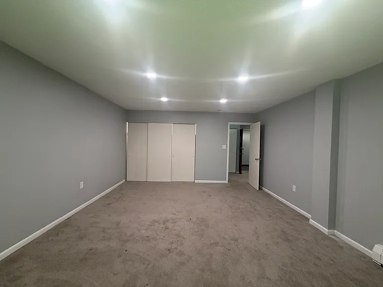 138 Store Ave #1D — Photo 9