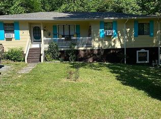 1247 Woodcroft Dr, Blue Ridge, VA 24064