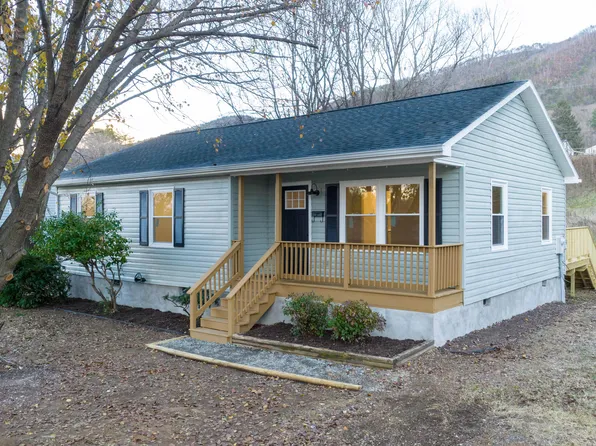 1448 Oak Ave, Buena Vista, VA 24416