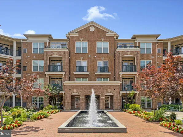 2903 Saintsbury Plz APT 302, Fairfax, VA 22031