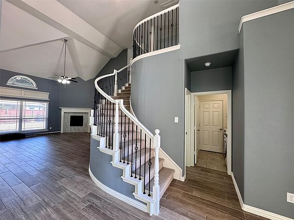 4th image of 5829 Oakmere Ln