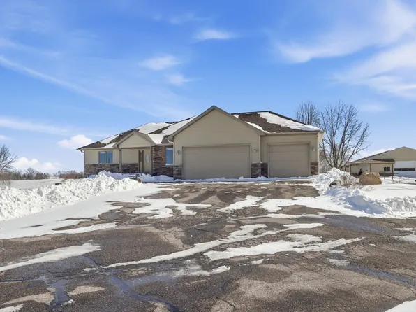 23744 Fairgreen Ave, Farmington, MN 55024