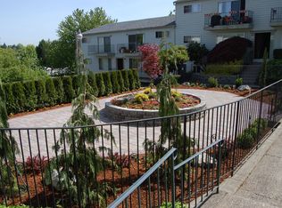 5015 E Burnside St #1-26, Portland, OR 97215