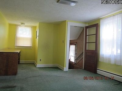 5th image of 616 Fairfield Ave