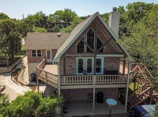 1512 S Chisholm Trl, Granbury, TX 76048
