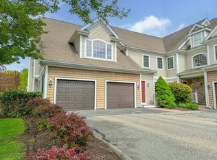 717 Hampton Way UNIT 717, Abington, MA 02351