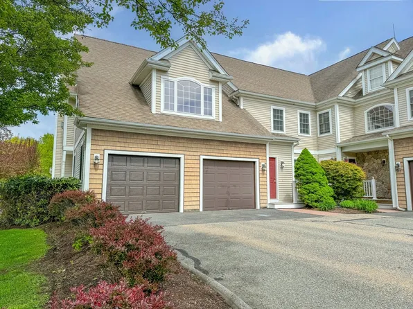 717 Hampton Way Unit 717, Abington, MA 02351