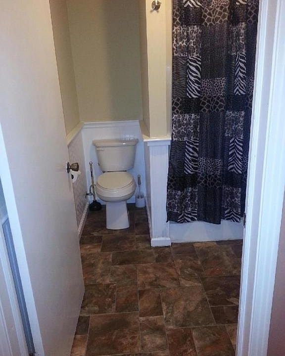 2nd image of 164 W Wall St #B13