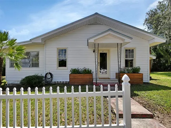 107 Siesta Ct, Deland, FL 32724