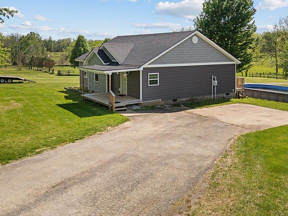 2nd image of 446 Anderson Rd