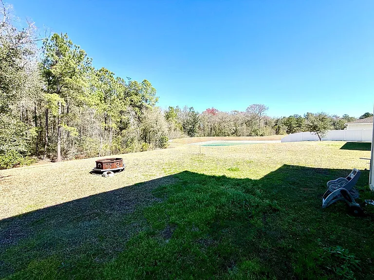8704 Lake George Cir W — Photo 43