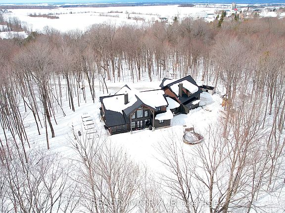 3rd image of 2191 Cassburn Rd