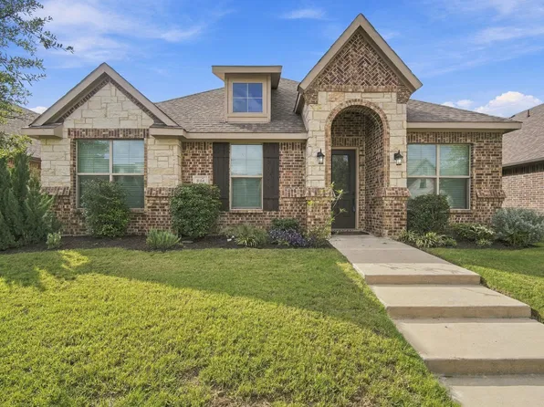 548 Washington Ave, Waxahachie, TX 75165