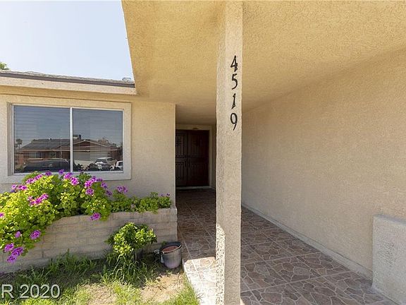 3rd image of 4519 Sun Valley Dr