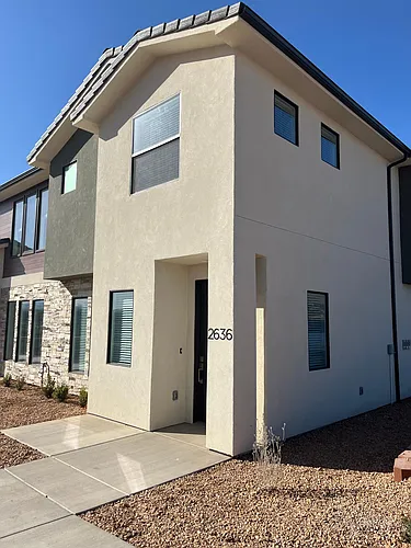 2636 E Wake Forest Ln Photo 1