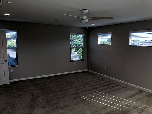 5th image of 2598 1st St Unit C
