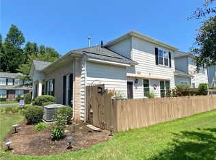 1455 Otterbourne Cir, Chesapeake, VA 23320