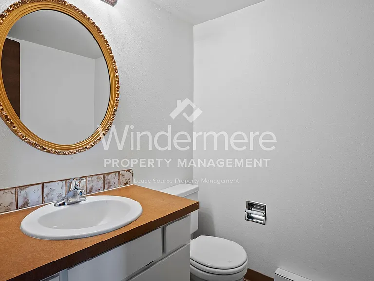 2702 E 31st Ave — Photo 37