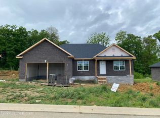135 Magnolia Dr, Bardstown, KY 40004