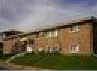 1145 7th St W APT 4, Saint Paul, MN 55102