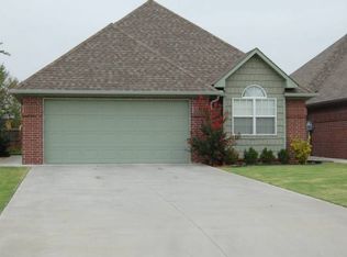 1206 Jeannie Lane Ct, Muskogee, OK 74403