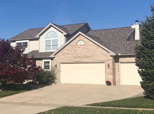 2512 Kara Xing, Bloomington, IL 61704