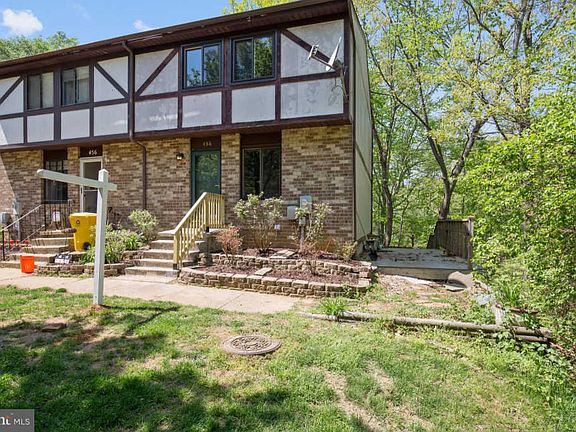 2nd image of 458 Knottwood Ct